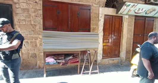 .
محضرا ضبط بحق اصحاب مستودعات

باعوا الفرش باسعار مرتفعة