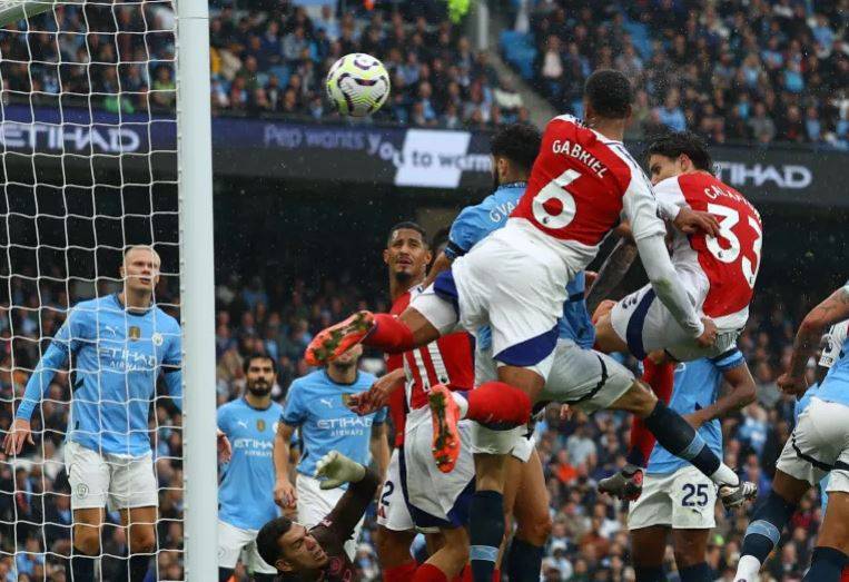 حاسوب عملاق يتوقع الفائز بالدوري الإنكليزي
