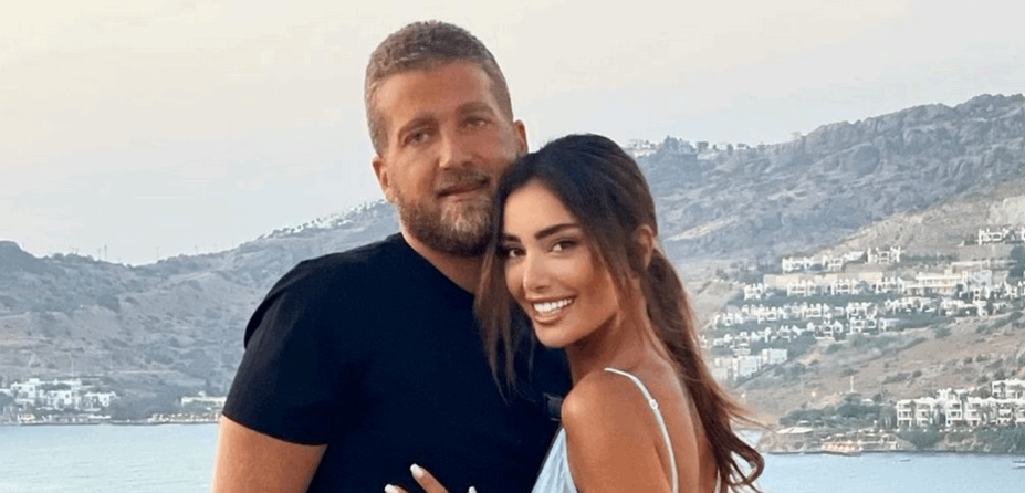 جيسيكا عازار وزوجها محمد صوفان يُرزقان بطفلة إليكم إسمها