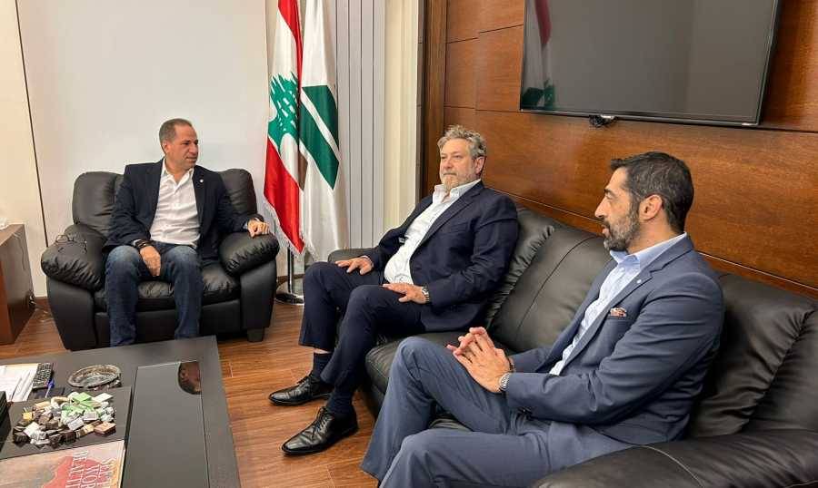 افرام يلتقي الجميل: مصلحة لبنان فوق كل اعتبارولانتخاب الرئيس وإعادة انتظام آلية أخذ القرار