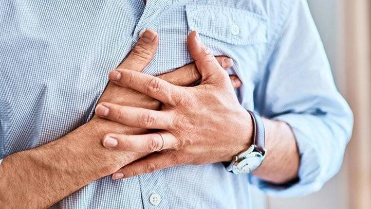 حرقة المعدة... كيف تتخلّص منها بسرعة وفعالية؟