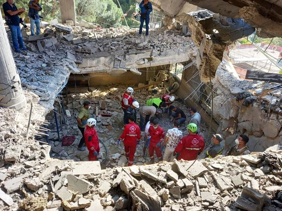 الاحتلال يواصل اعتداءاته الوحشيّة على النازحين الآمنين...
استهداف مركز للهيئة الصحيّة في وادي جيلو