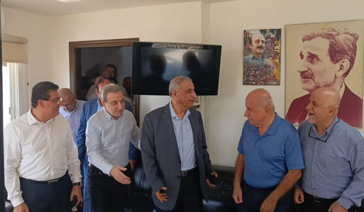 أبو فاعور: وليد وتيمور جنبلاط يسعيان لاقامة
شبكة امان منعا لأي انقسامات او شروخات داخلية