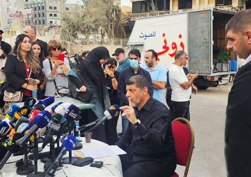 محمد عفيف: لا نزال أقوياء... والعمليّة البريّة مع جيش الاحتلال في بدايتها
بلينكن يطالب بري بتعهّدات من المقاومة لتـنفيذ الـ1701... فهل يلتزم «الاسرائيلي»؟
مُؤتمر معراب بضوء أخضر أميركي و«الديار» تكشف كواليس تحرّك باسيل الرئاسي