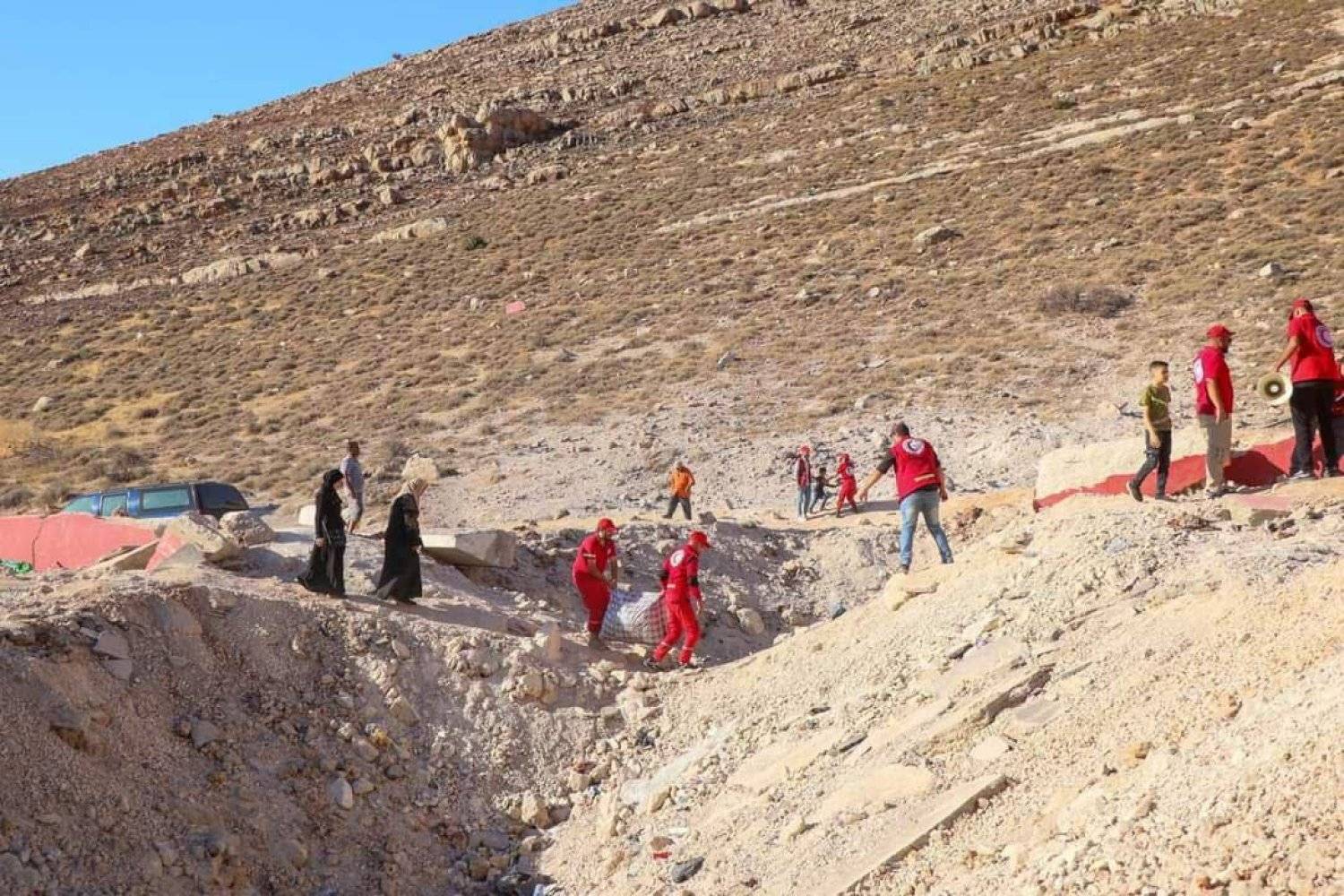 حمية: ننتظر قرارًا حكوميا أو مؤازرة
أمنية لكي نرمّم طريق 