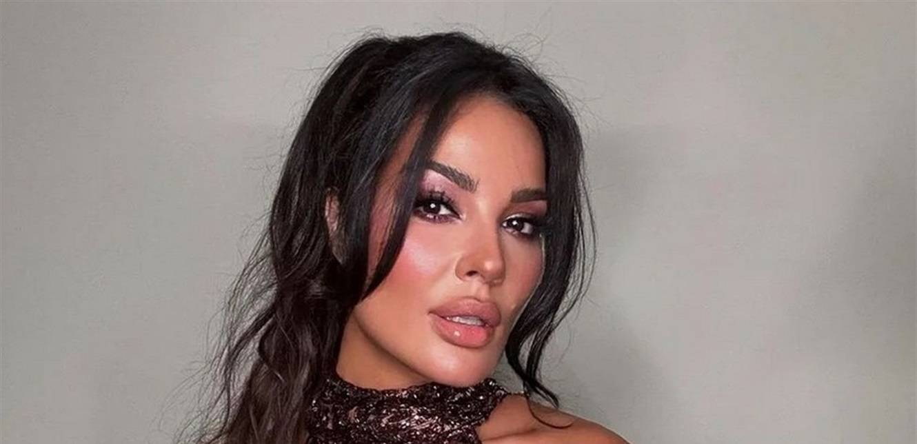 "هيك بتدعم بلدا؟" نادين نسيب نجيم تتعرّض لهجوم عنيف.. رقصت احتفالا بانفصالها عن خطيبها!