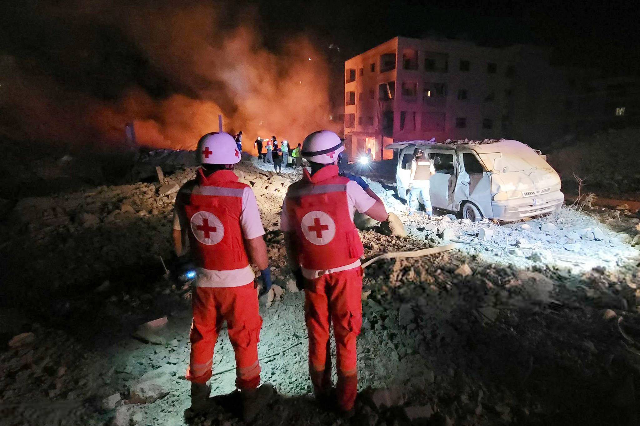المقاومة استعادت قوة الردع... هل ستتغير معادلات الحرب مع «إسرائيل»؟
قاسم: لبنان يقع ضمن المشروع التوسّعي «الإسرائيلي» ولا يمكن فصل لبنان عن غزة
باسيل يتحرك قطريا في الملف الرئاسي وقمة روحية تتبنى بيان عين التينة الثلاثي