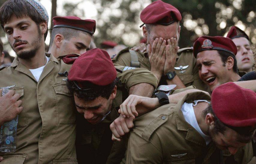 «سي أن أن» تعرض شهادات لعائلات جنود «إسرائيليين» أصيبوا بأزمات نفسيّة إثر الحرب