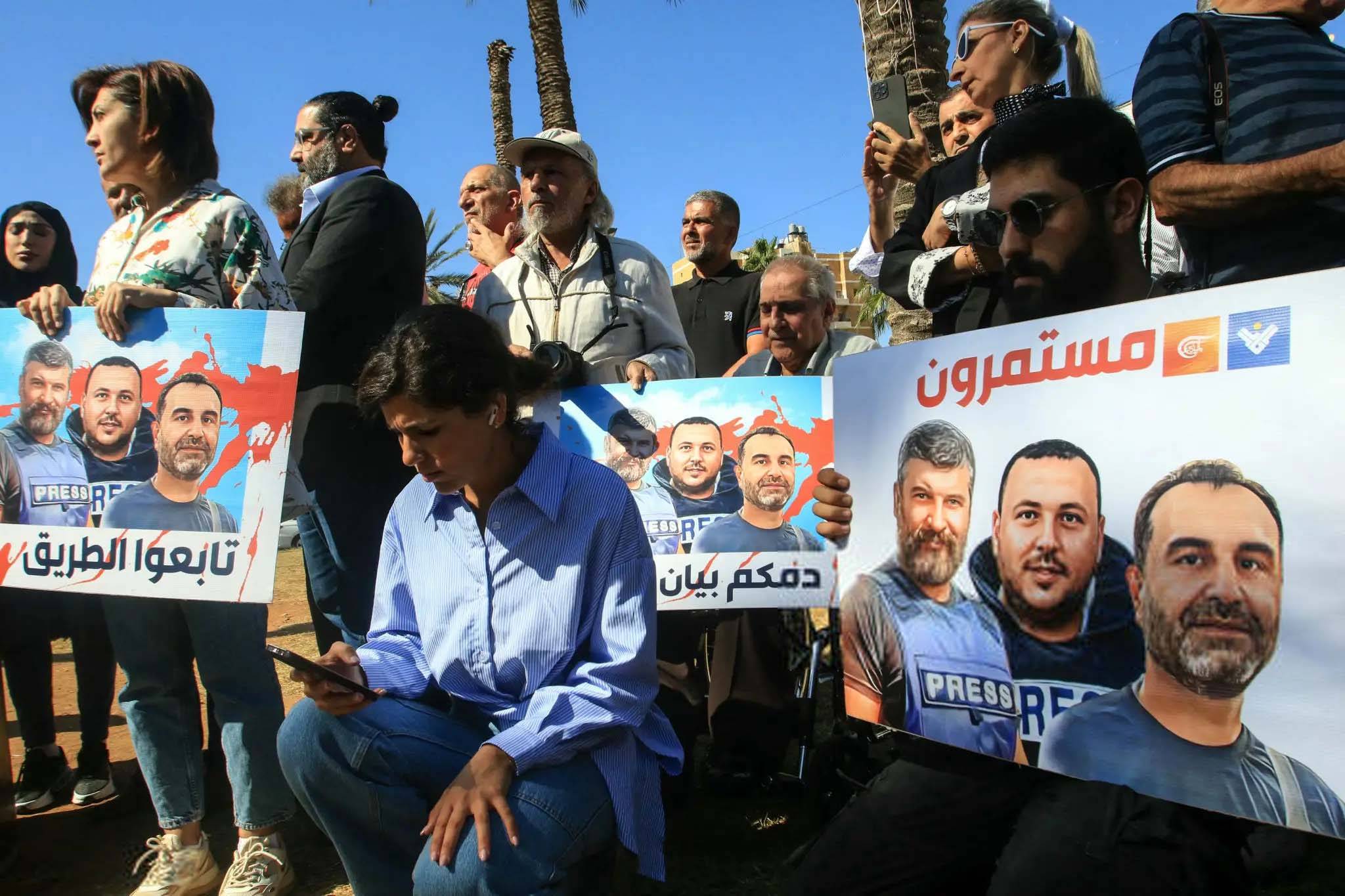 إعتصام لعدد من الإعلاميين في صيدا

استنكاراً لاستهداف العدو لزملاء في حاصبيا