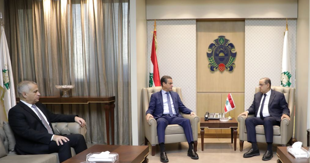 البيسري التقى وفدا من تكتل