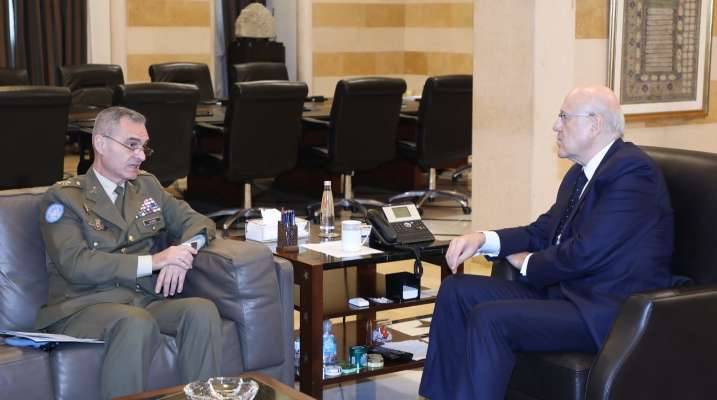 ميقاتي خلال لقائه وفد "اليونيفيل": المؤشرات الديبلوماسية تؤكد العناد "الاسرائيلي" في رفض الحلول المقترحة