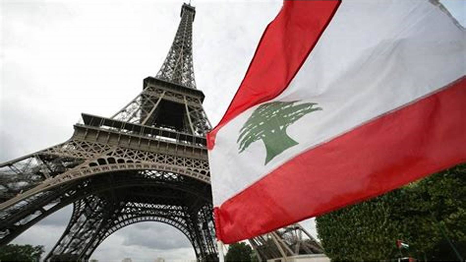 30 طنًا من المساعدات الفرنسية إلى لبنان