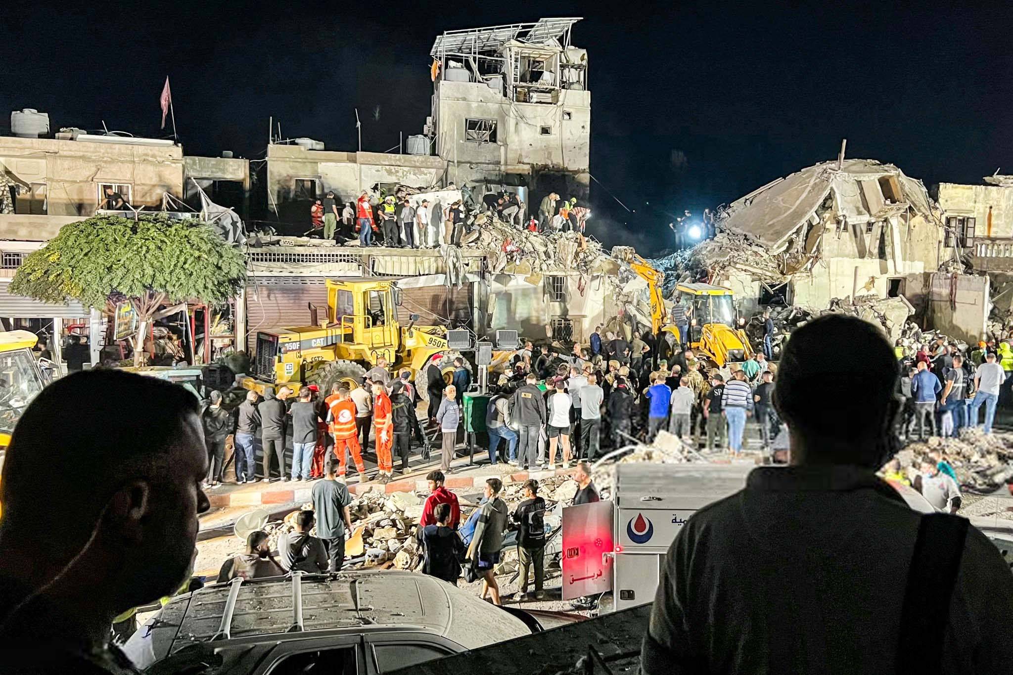الشيخ نعيم قاسم أميناً عاماً لحزب الله... تفاؤل حذر في مفاوضات الدوحة
الانتخابات الرئاسية مُرَحّلة الى العام المقبل