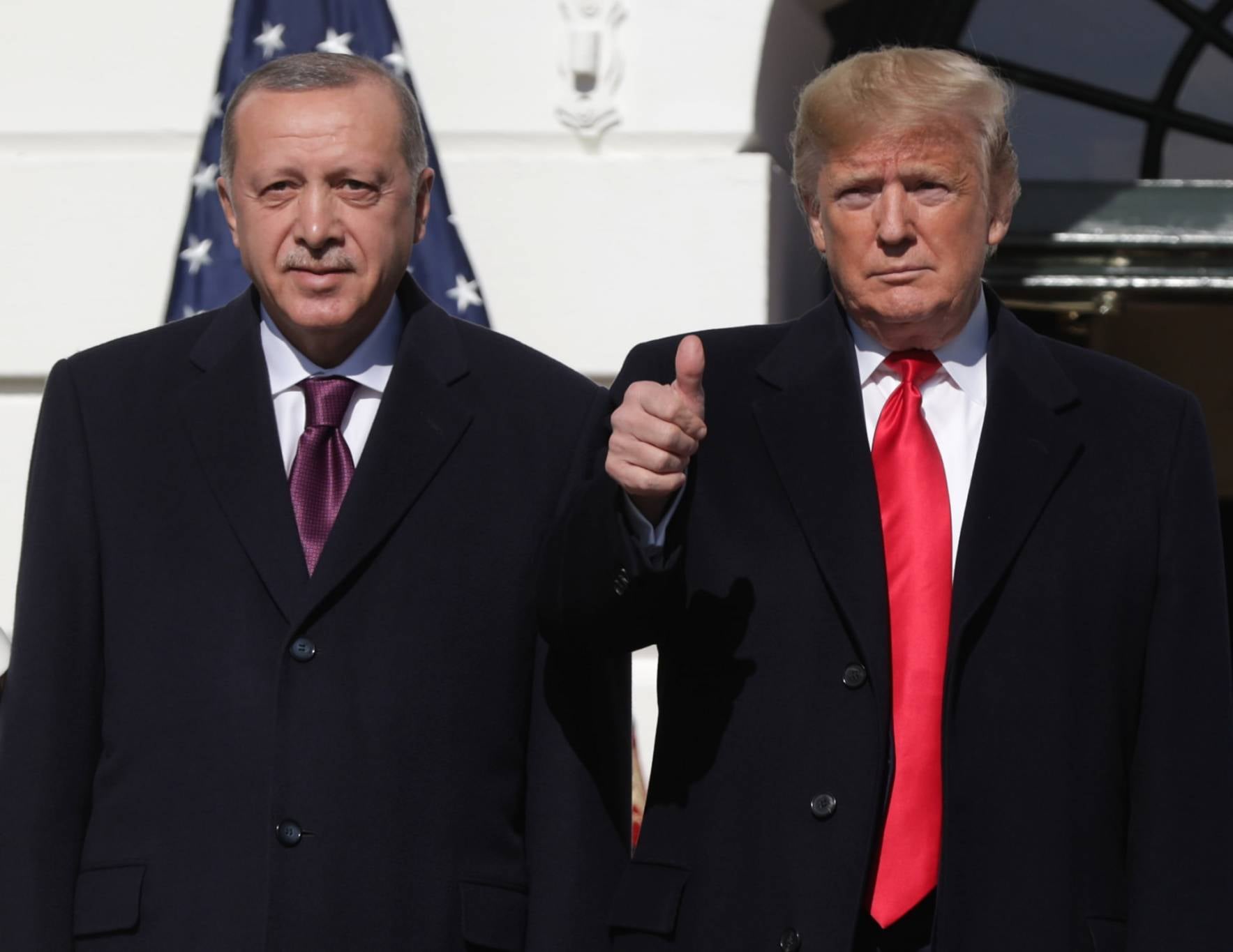أردوغان يهنئ ترامب: نأمل بانتهاء الحروب والأزمات الإقليمية والعالمية