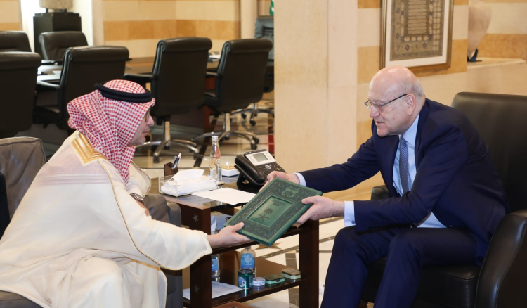 ميقاتي تسلّم دعوة للمشاركة في قمّة الرياض
وعرض مع البزري ملف التهجير