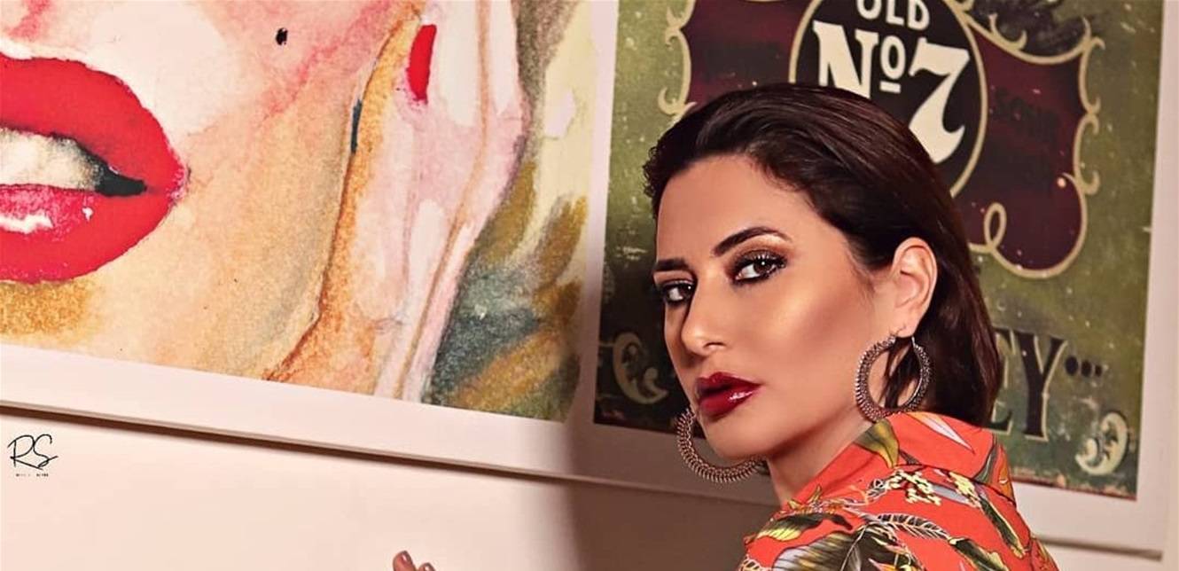 إعلامية لبنانية تنتقد المحللين السياسيين: "خافوا الله"!