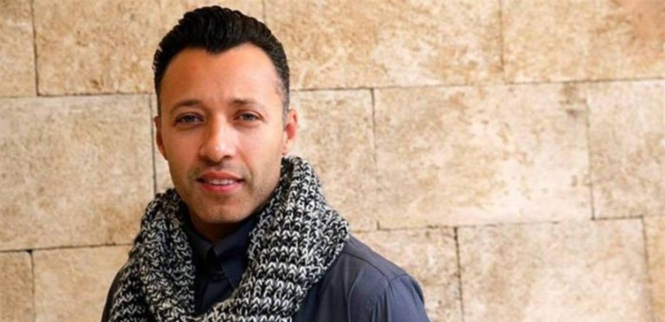 أحمد فهمي وزوجته يرويان تفاصيل قصة حبهما