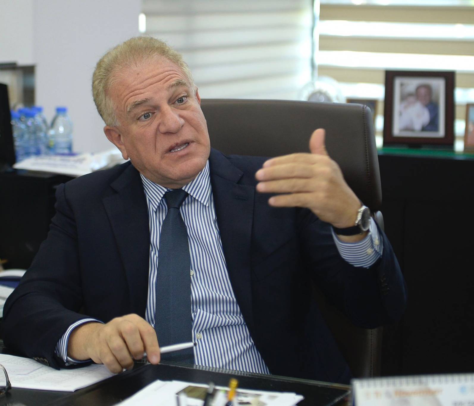 نائب رئيسة جامعة "AUST"الدكتور رياض صقر: ما نقوم به من مساعدات لأهلنا النازحين هو واجب وطني