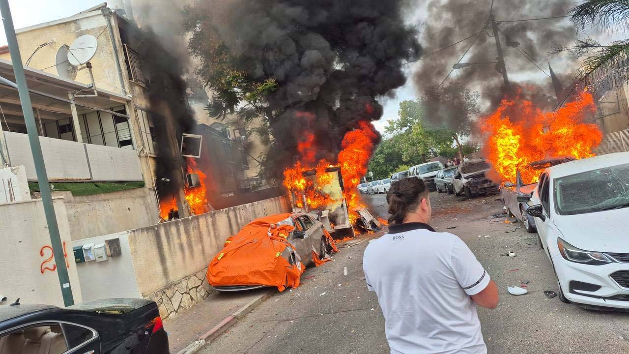 صواريخ نوعيّة من الحافة الأماميّة تربك العدو وتفضح أكاذيبه
«إسرائيل» تبدّد أوهام وقف العداون...
الهمجيّة «الاسرائيليّة» تصل الى عكار... قمّة الرياض انتظار «الأفعال لا الأقوال»