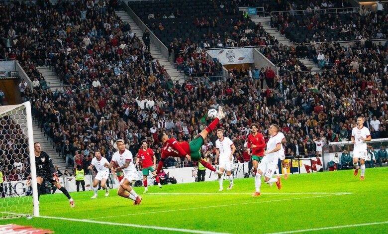 عجوز الملاعب يتلاعب بالتاريخ...
إنجاز دولي جديد في قبضة كريستيانو رونالدو