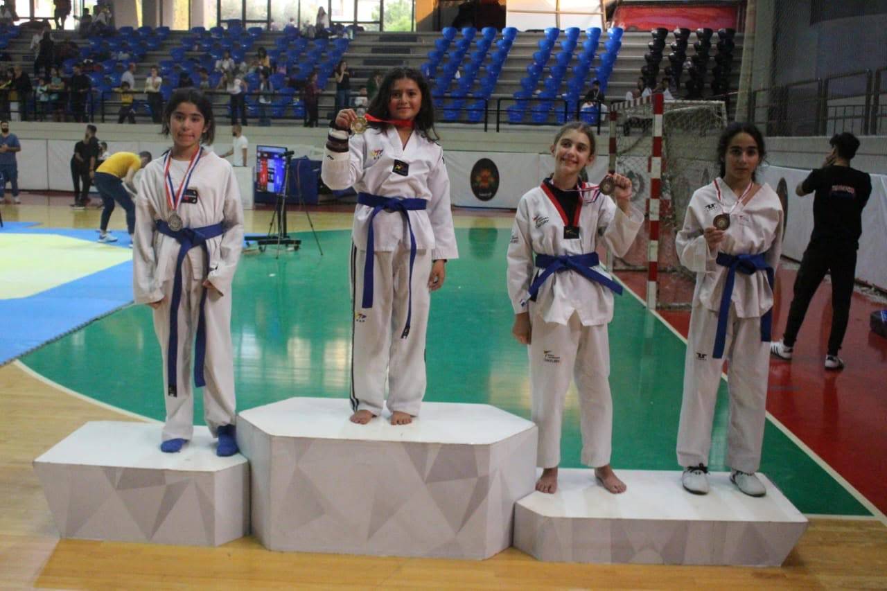 بطولة لبنان للحزام الأزرق في التايكواندو
اللقب للمون لاسال وكومبات أرينا الوصيف وأنور ثالثاً
