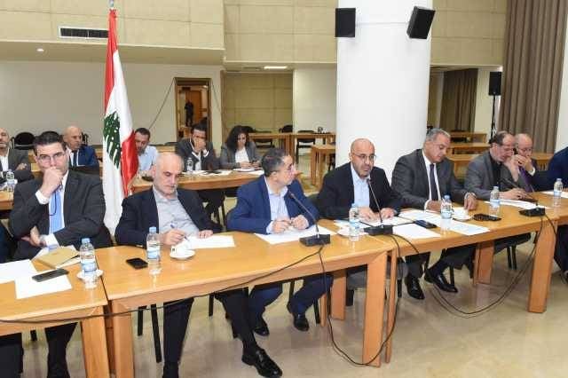 لقاء نيابي مع لجنة الطوارىء الحكومية بدعوة
من "التنمية والتحرير" و"الوفاء للمقاومة" لبحث حاجات النازحين