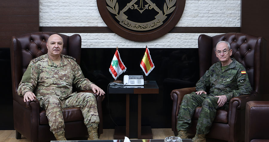 قائد الجيش استقبل
رئيس أركان الدفاع الإسباني