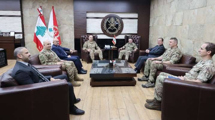 كبير مستشاري وزارة الدفاع البريطانيّة:
نؤكد دعوة بلادنا الى وقف فوري لإطلاق النار