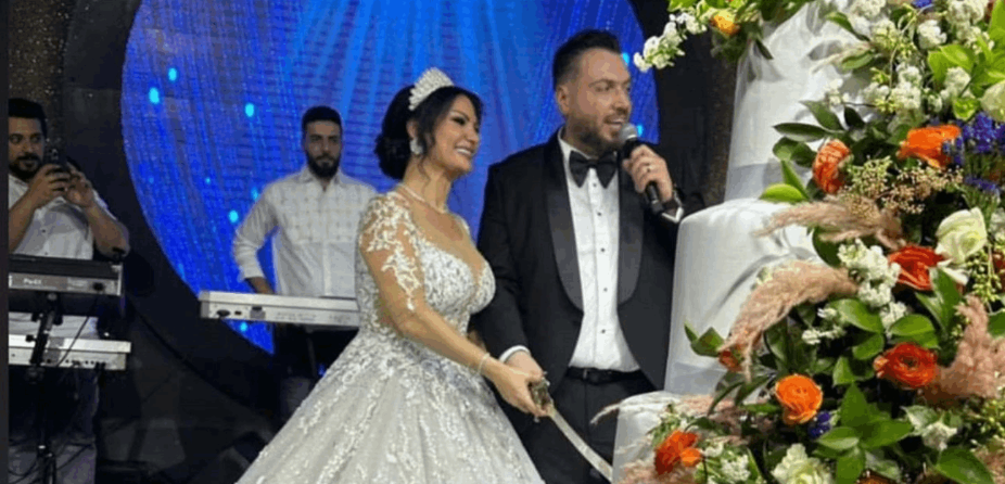 أطلق عليها اسمًا نادرًا.. فارس اسكندر رُزق بطفلته الاولى