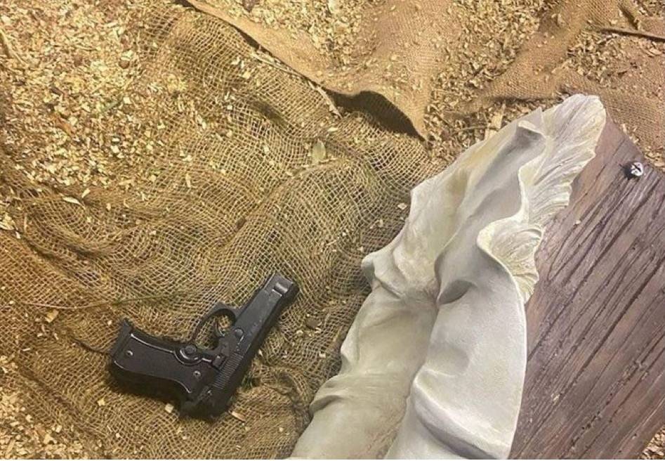 مسدس مكان "طفل المغارة" في فاريا