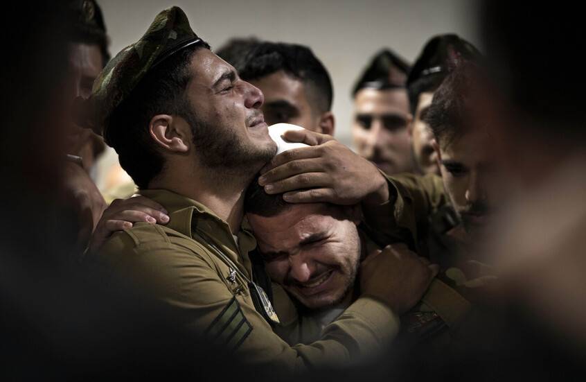 "يديعوت أحرونوت": آلاف الجنود "الاسرائيليين" يخضعون للعلاج النفسي والجيش يخفي العدد الحقيقي لحالات الإنتحار