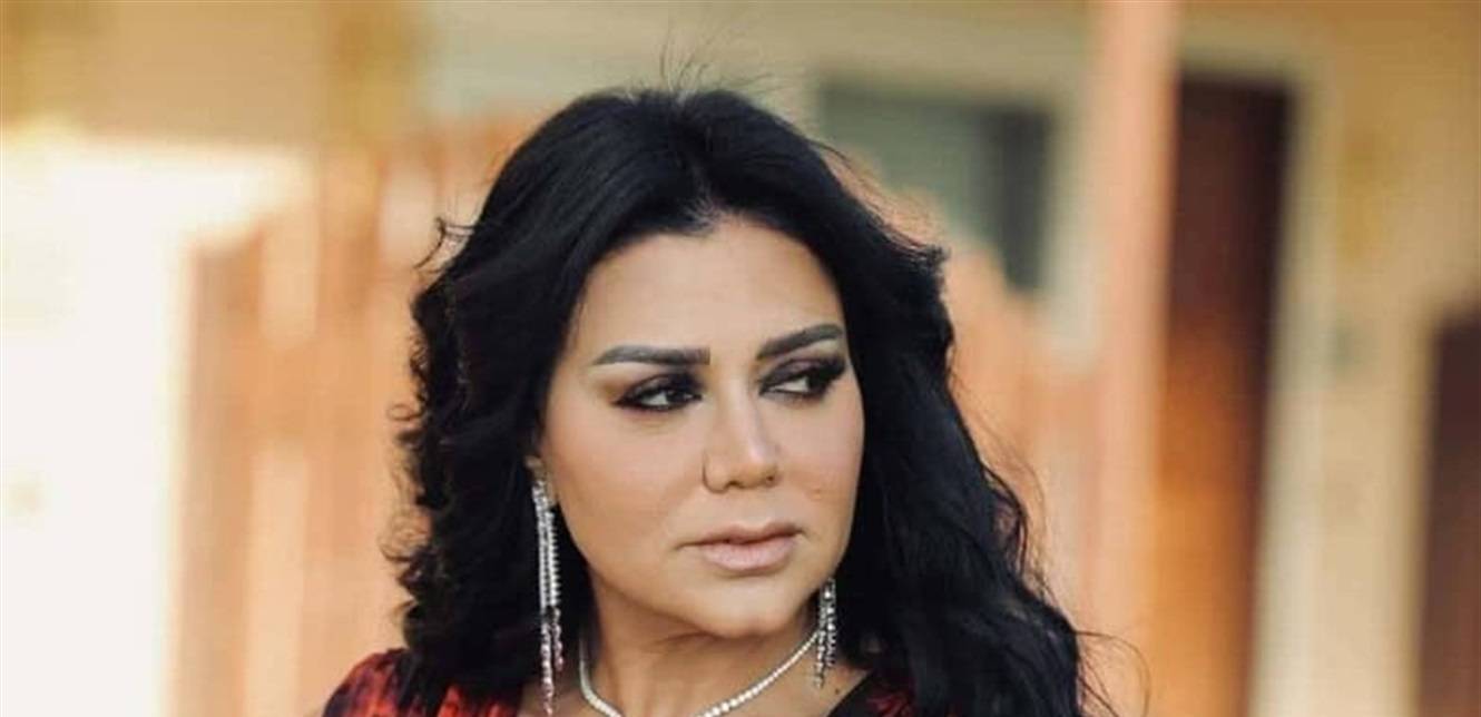 رانيا يوسف تعيش أزمة نفسية.. ما القصة؟