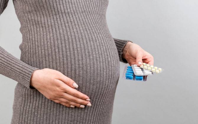 الحمل والأدوية... دواء أم خطر؟