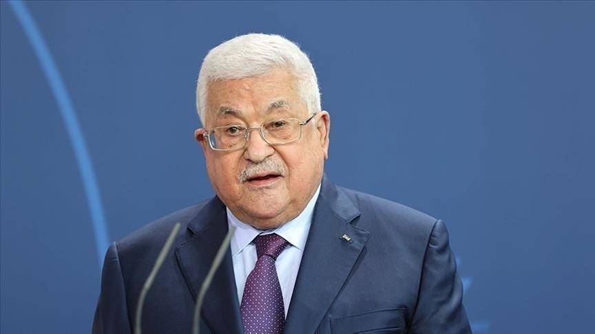 عباس ينقل رئاسة السلطة لرئيس المجلس الوطني حال شغور المنصب