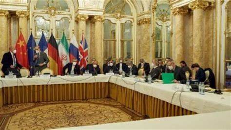 إيران والترويكا الأوروبية بحثا في جنيف استئناف المحادثات النووية