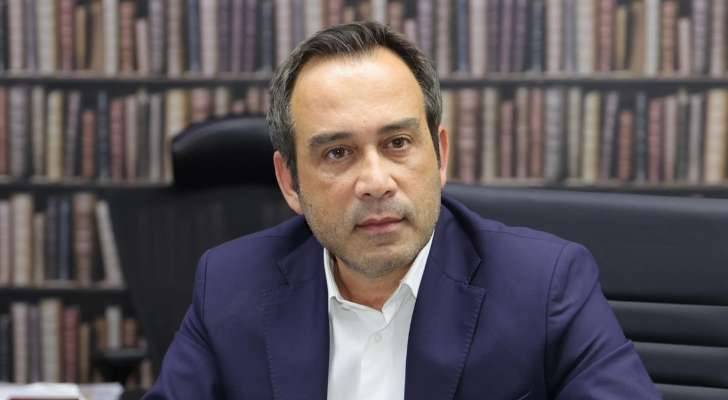 "مخاوف من أن يخرق العدو الإسرائيلي اتفاق وقف النار"
بدر لـ "الديار": أجندة سياسيّة تشمل التمديد لعون وانتخاب الرئيس
وموفدان عربي وفرنسي في بيروت لجوجلة أسماء المرشحين