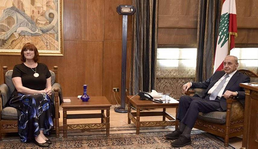 بري عرض التطوات مع سفيرة كندا
وتابع الأوضاع الصحيّة مع الأبيض