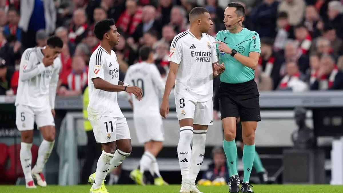 ركلة جزاء رودريغو... تسجيل صوتي
يفضح حكم مباراة بلباو وريال مدريد