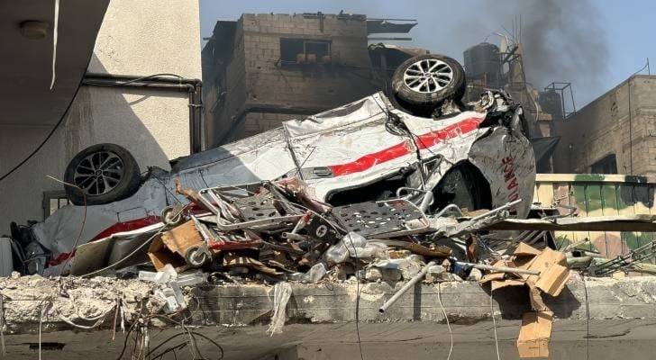 الاحتلال يستمر بمجازره وبحصار شمالي قطاع غزة.. ومسيّراته تستهدف مستشفى "كمال عدوان"