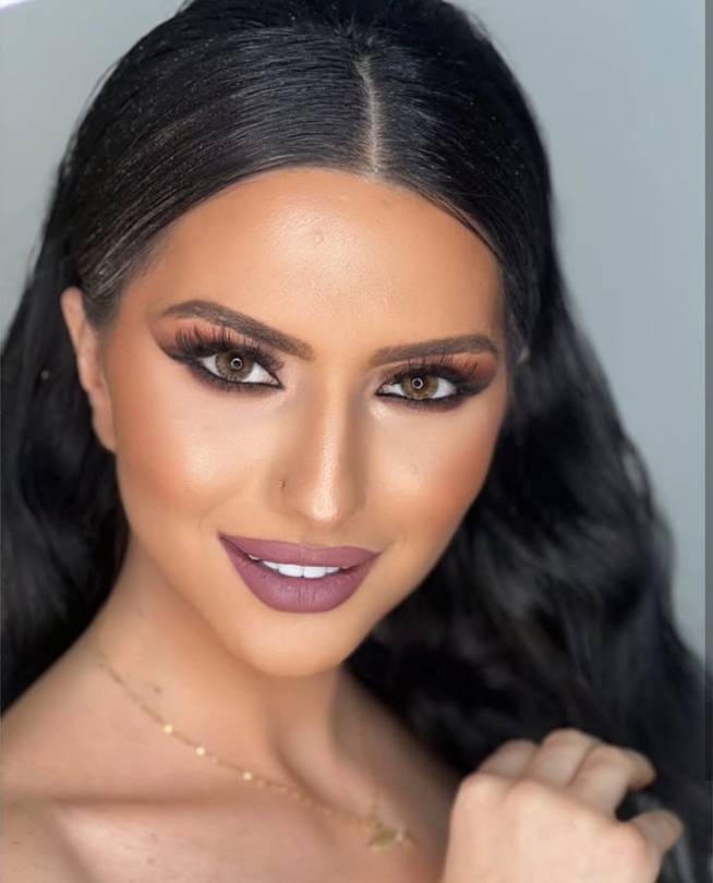 سيلين أبو مراد تُحيي ليلة رأس السنة في لبنان