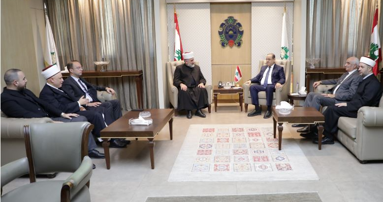 البيسري استقبل قدور