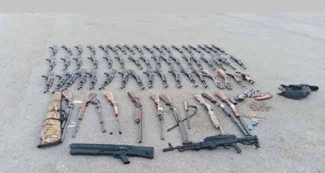 الجيش دهم منازل مطلوبين
وأوقف 4 اشخاص في بعلبك ووادي خالد