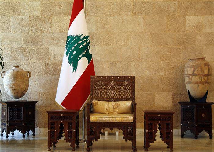 باسيل يطرح لائحة خماسية للرئاسة... والقوات والمعارضة ترفعان الفيتو!
باريس لجنبلاط: الامور تبدلت ما كان يصح بالامس سقط اليوم
لا موعد جديد لاجتماع «الخماسية» ومفاجأة في تحقيقات المرفأ