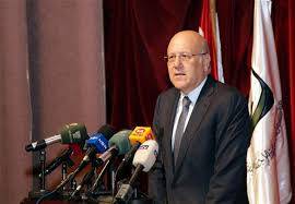 ميقاتي في احتفال تسليم الميدل ايست درع مجلس الوزراء:

طوينا صفحة الحرب وان شاء الله ننتخب رئيسا في 9 كانون الثاني