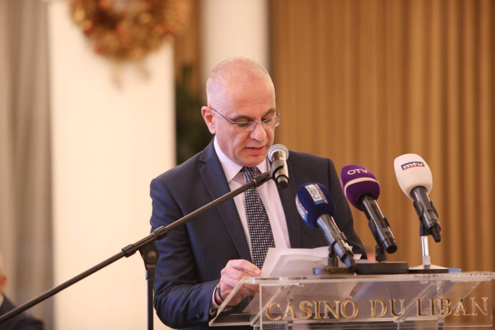 فريدي كيروز لـ"الديار": موسم اتحاد التزلج المقبل حافل
بالنشاطات ومنها تصفيات الألعاب الأولمبية الشتوية