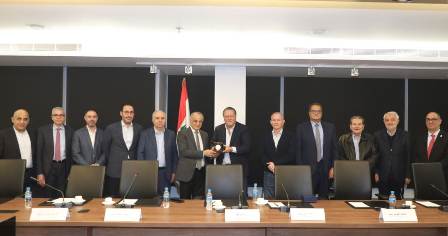 الهيئات الاقتصادية ناقشت مع كريدية
سبل استدامة وتطوير قطاعي الاتصالات