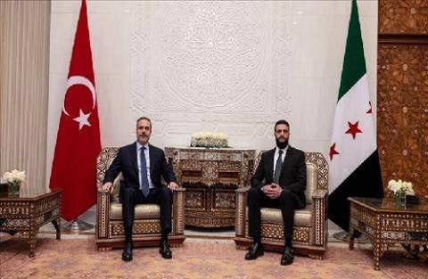الجولاني طالب برفع العقوبات...
فيدان: لدعم الإدارة الجديدة بدمشق