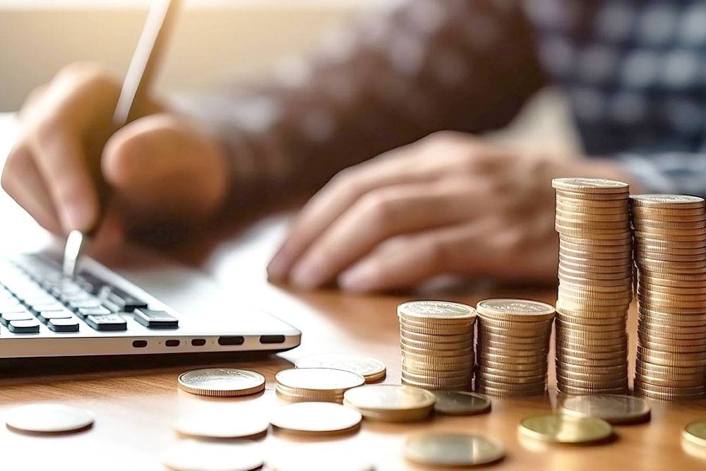 إليك بعض النصائح لإدارة أموالك خلال العام 2025