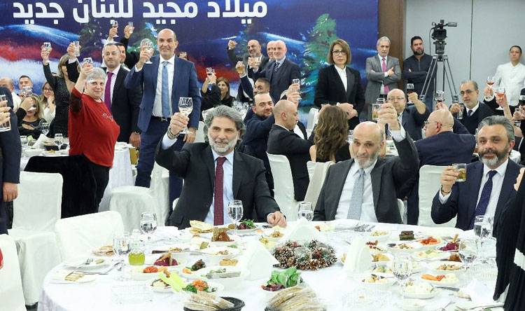 جعجع: المنظومة لا تريد قائد الجيش رئيساً
بل تعمل لتهريب رئيس لا يحقق طموحات اللبنانيين