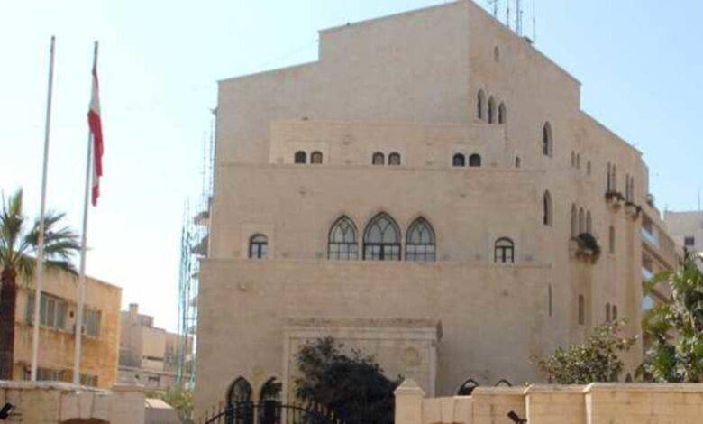 بري يلتقي الجنرال جيفيرز في حضور السفيرة الاميركية